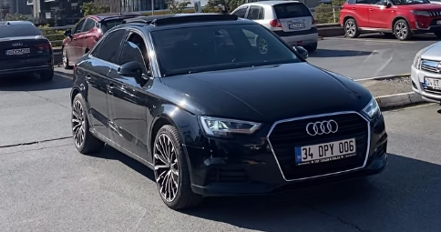 Audi Black